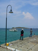 ท่าเรือ หาดตาแหวน หาดทองหลาง เกาะล้าน จังหวัดชลบุรี